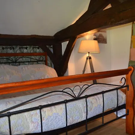 ベッド・アンド・ブレックファスト La Grande Jaougue