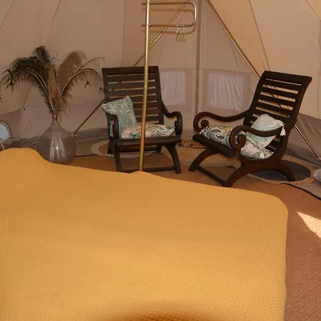 La Grande Jaougue Bed & Breakfast *