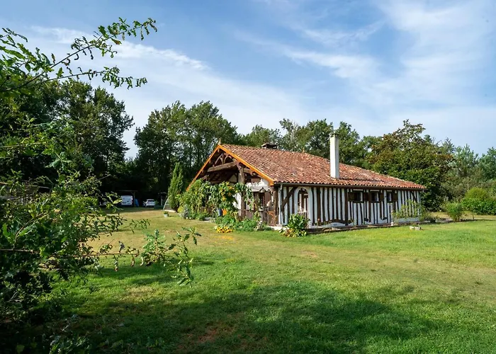 La Grande Jaougue Nocleg ze śniadaniem Callen