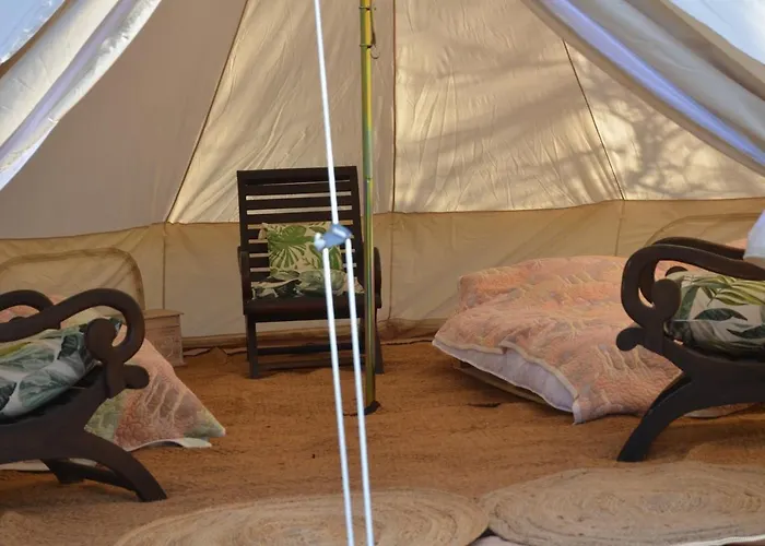 La Grande Jaougue Bed & Breakfast *