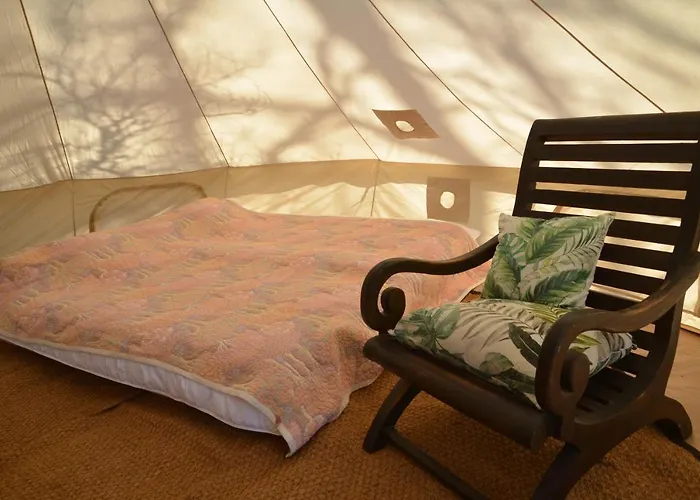 La Grande Jaougue Bed & Breakfast *