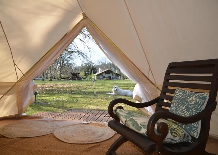 La Grande Jaougue Nocleg ze śniadaniem *