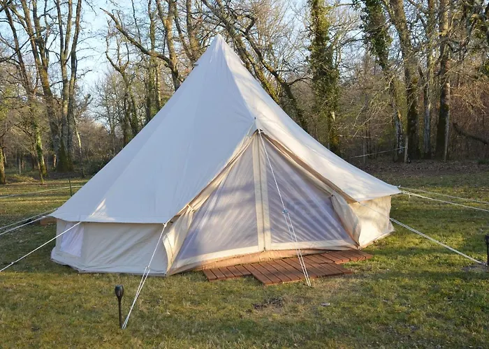 La Grande Jaougue Nocleg ze śniadaniem *