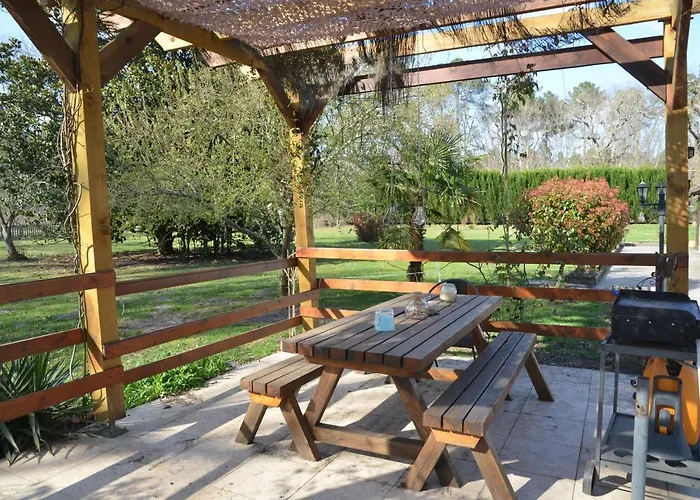 Nocleg ze śniadaniem La Grande Jaougue