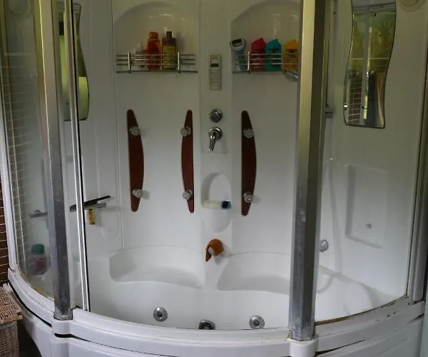 La Grande Jaougue Bed & Breakfast *